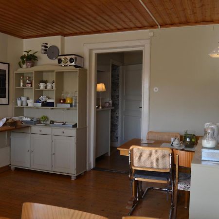 Lilla Hotellet Bed & Breakfast I Alingsas Exterior photo