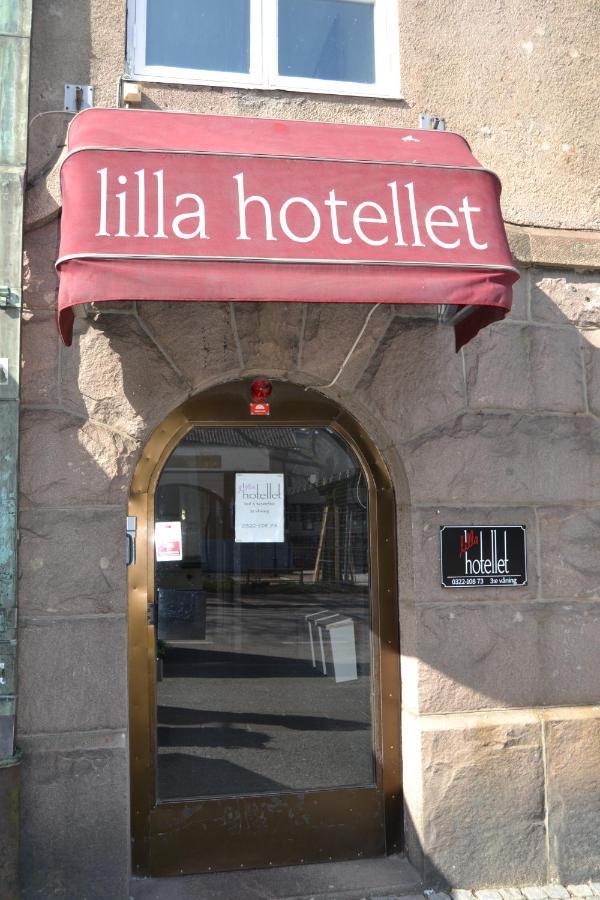 Lilla Hotellet Bed & Breakfast I Alingsas Exterior photo