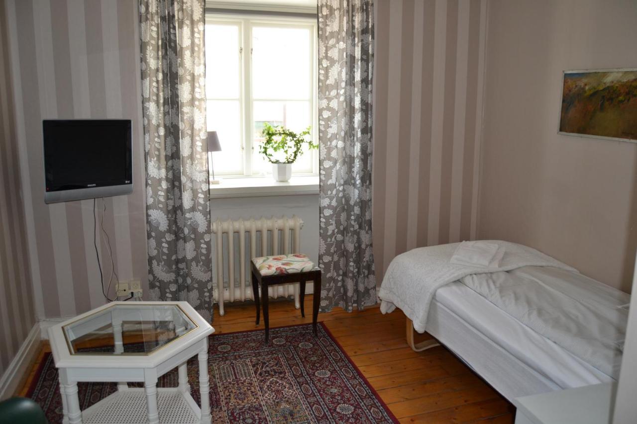 Lilla Hotellet Bed & Breakfast I Alingsas Exterior photo