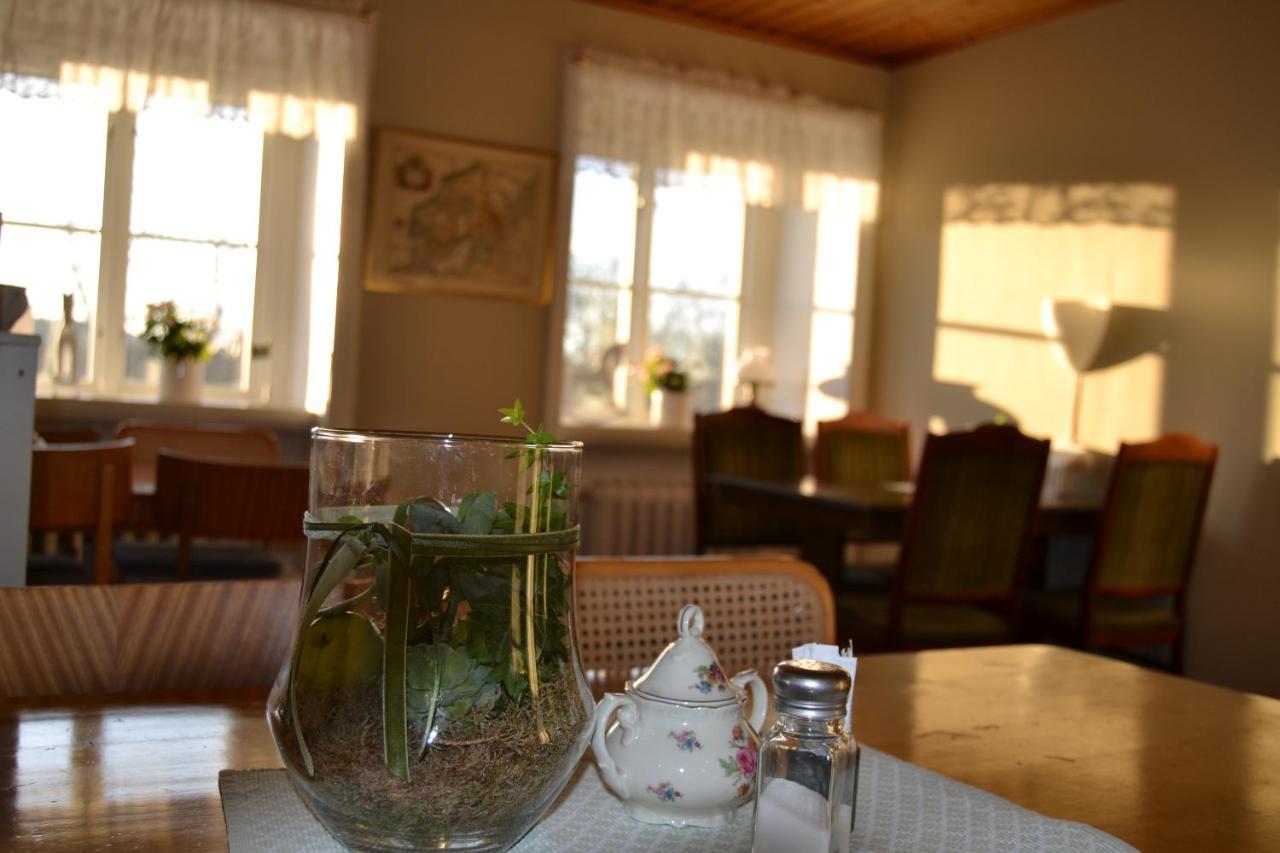 Lilla Hotellet Bed & Breakfast I Alingsas Exterior photo