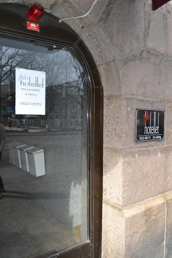 Lilla Hotellet Bed & Breakfast I Alingsas Exterior photo